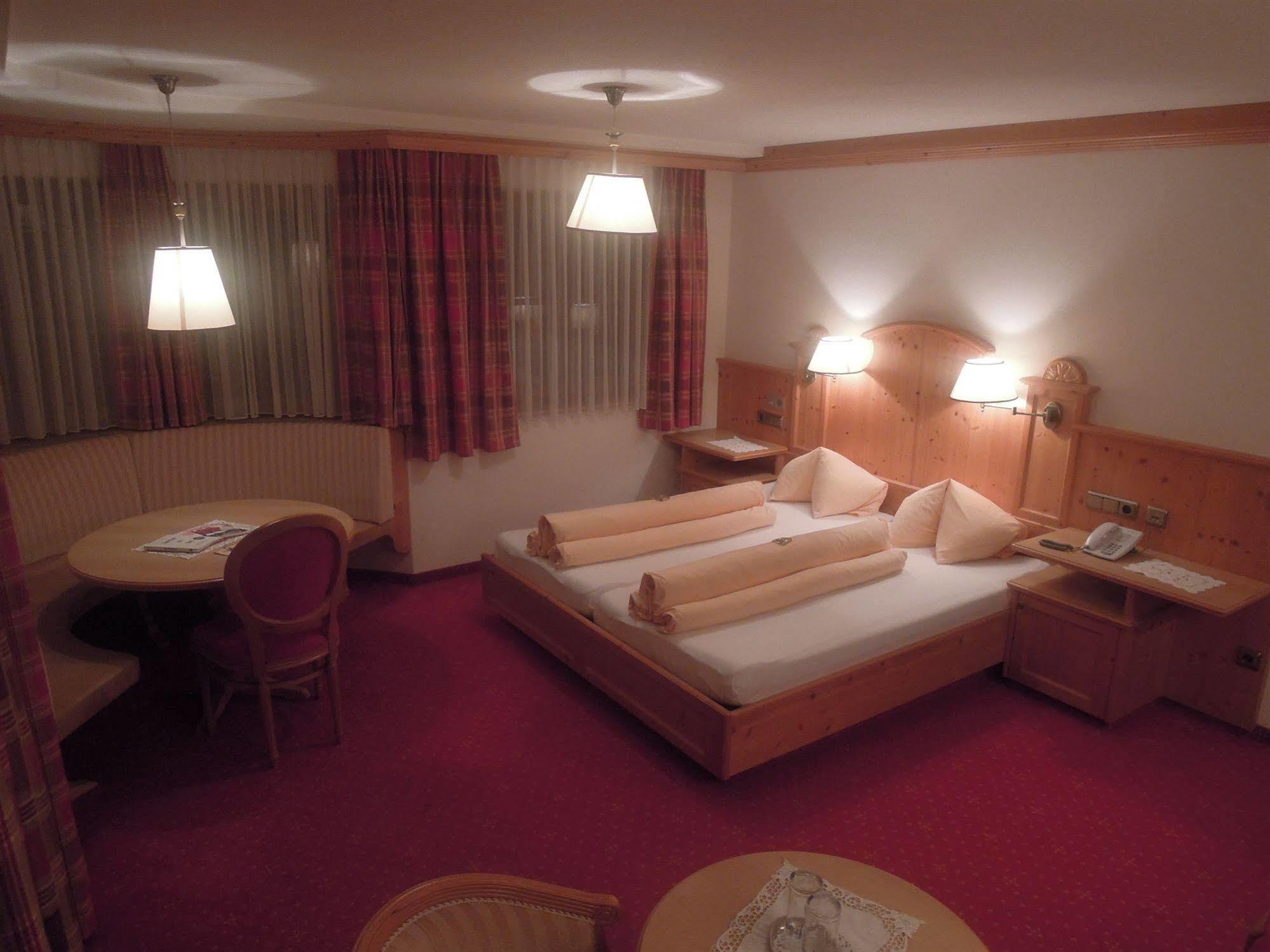 Hotel Dornauhof ฟิงเคนแบร์ก ภายนอก รูปภาพ