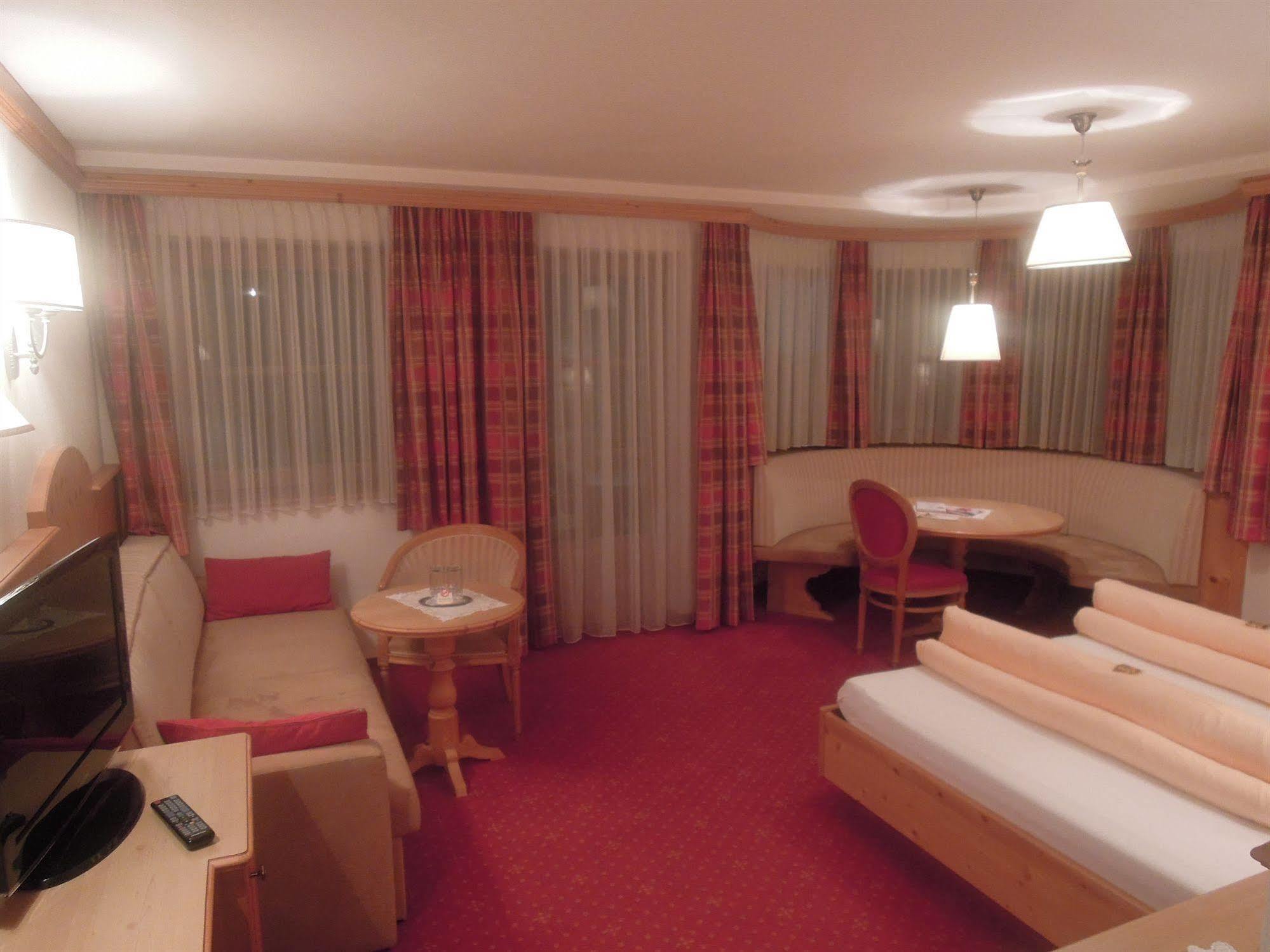 Hotel Dornauhof ฟิงเคนแบร์ก ภายนอก รูปภาพ